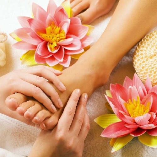 LINDA NAILS & LASHES - pedicure